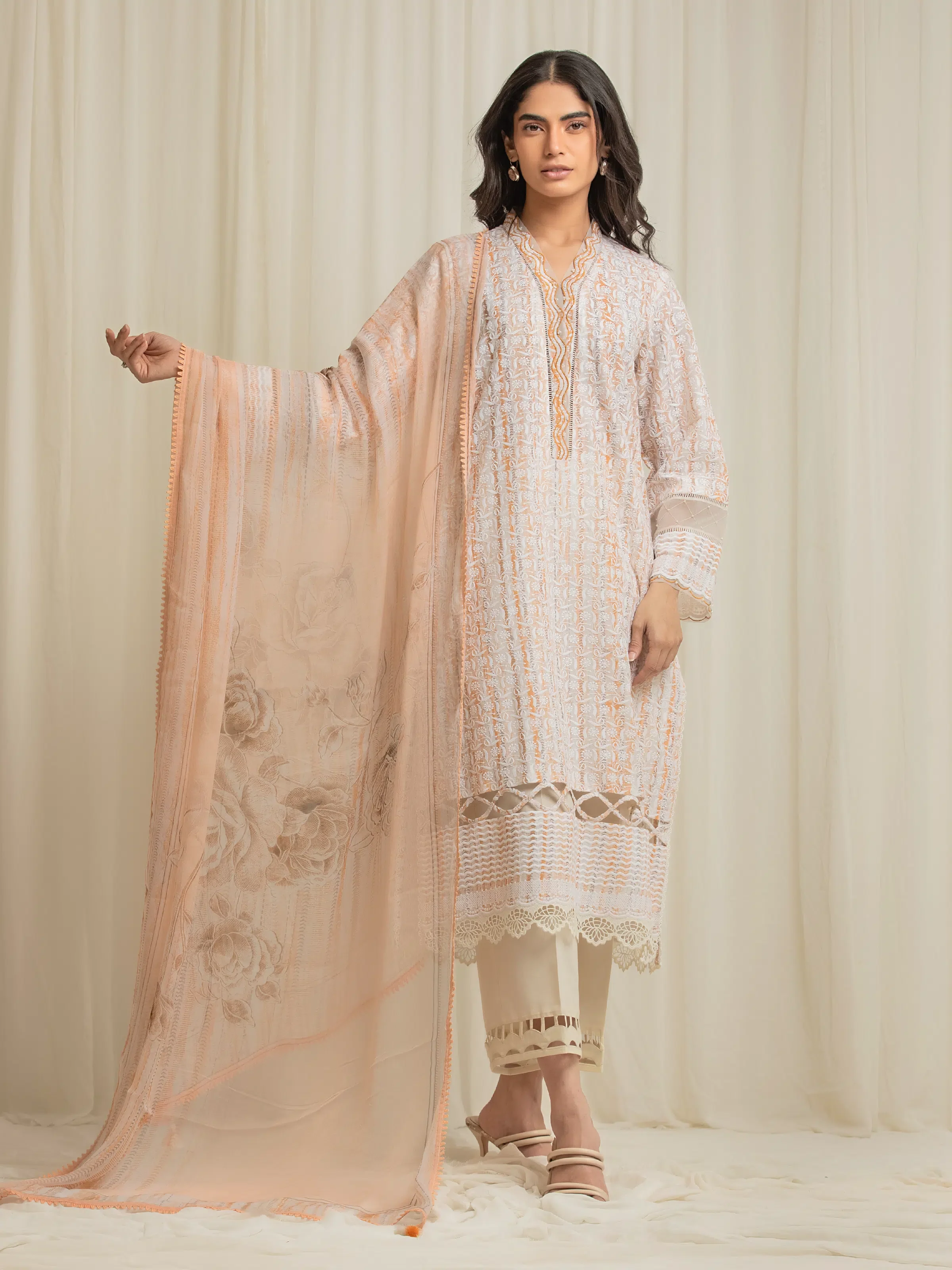 Unstitched Embroidered Cambric Suit - EWU6V2-33511-3P