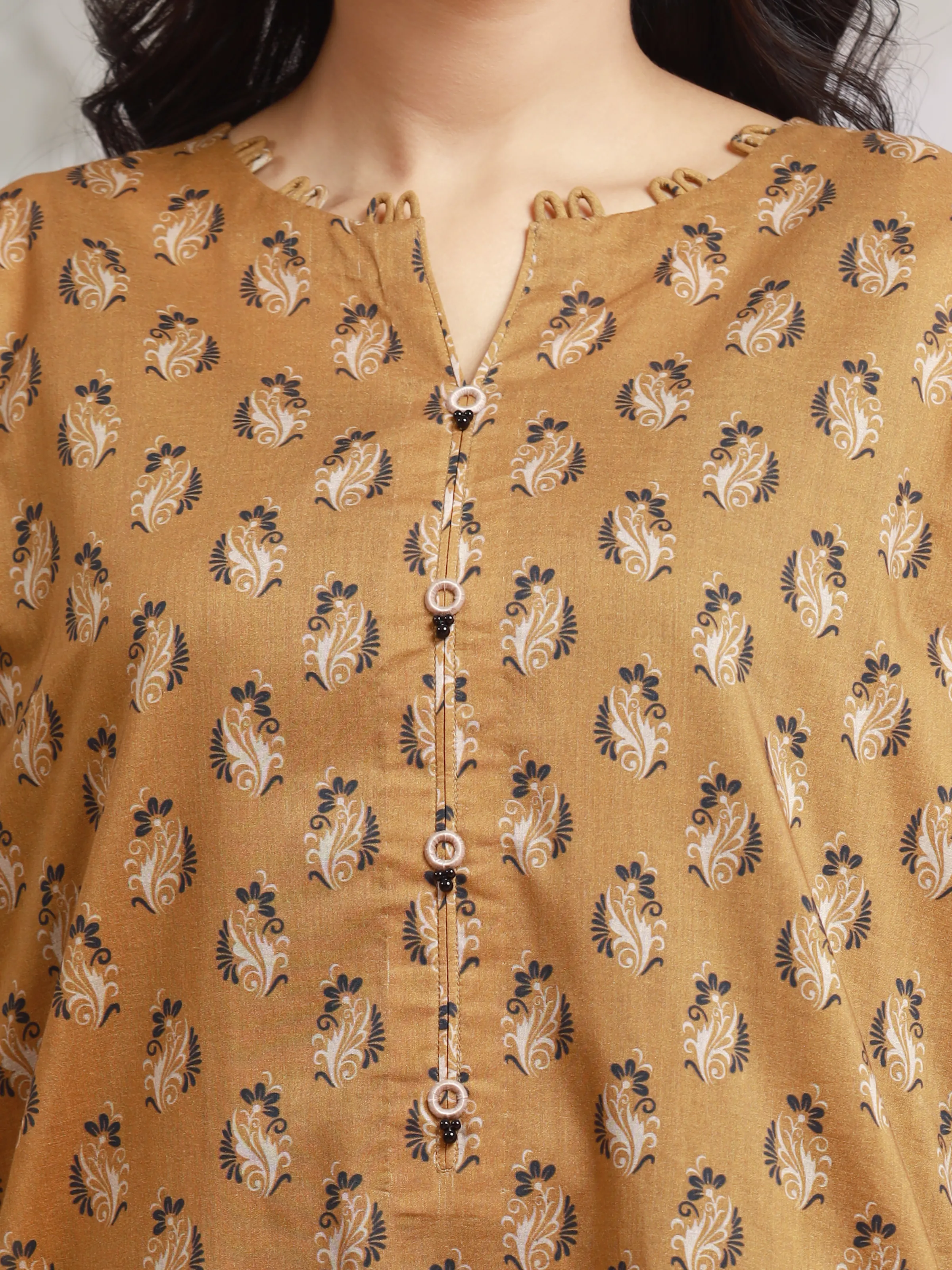 Unstitched Printed Khaddar Shirt Dupatta - EWU24A3-29598SD - Image 2