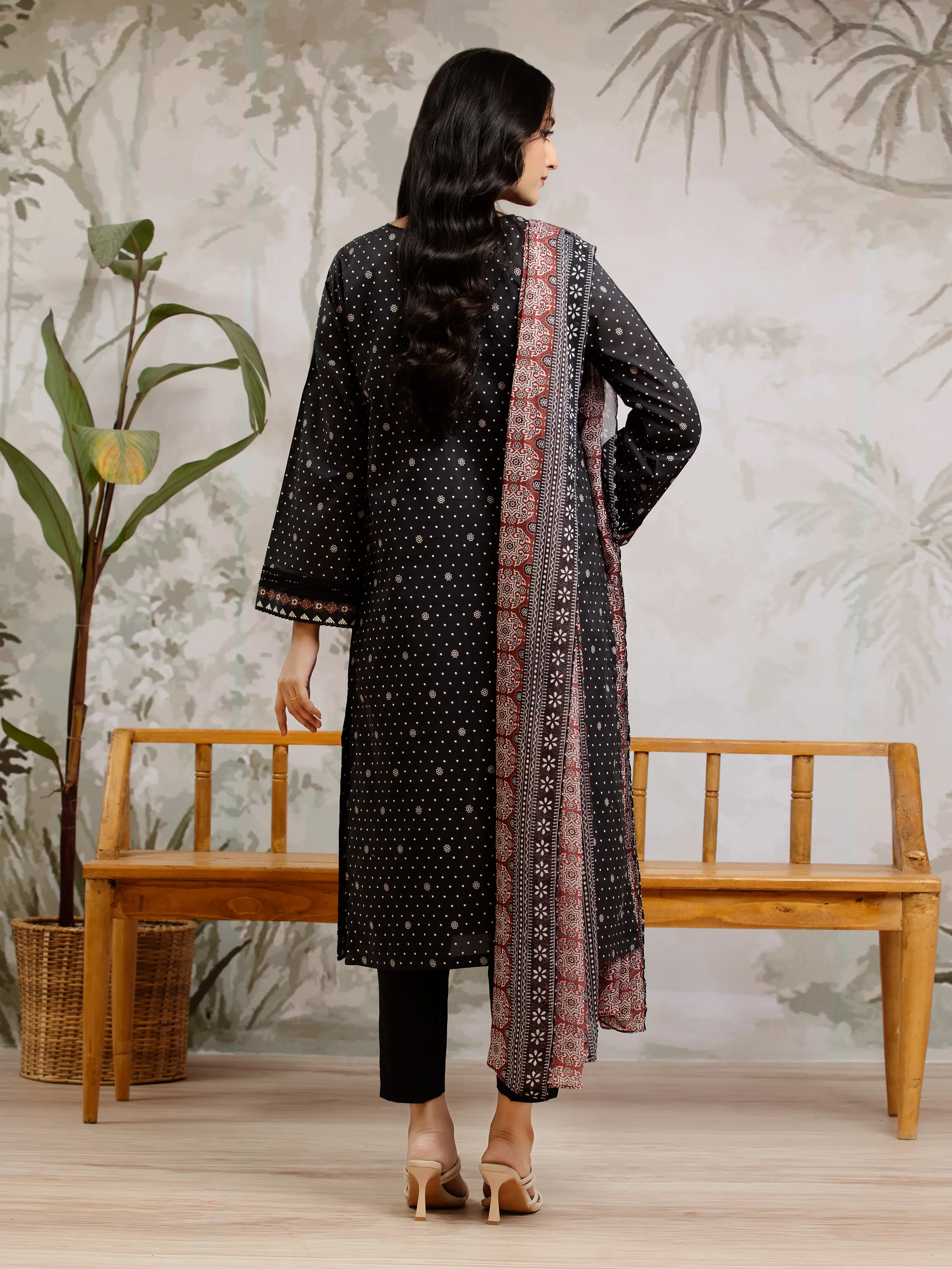 Unstitched Printed Khaddar Suit - EWU24M2-194 - Image 2