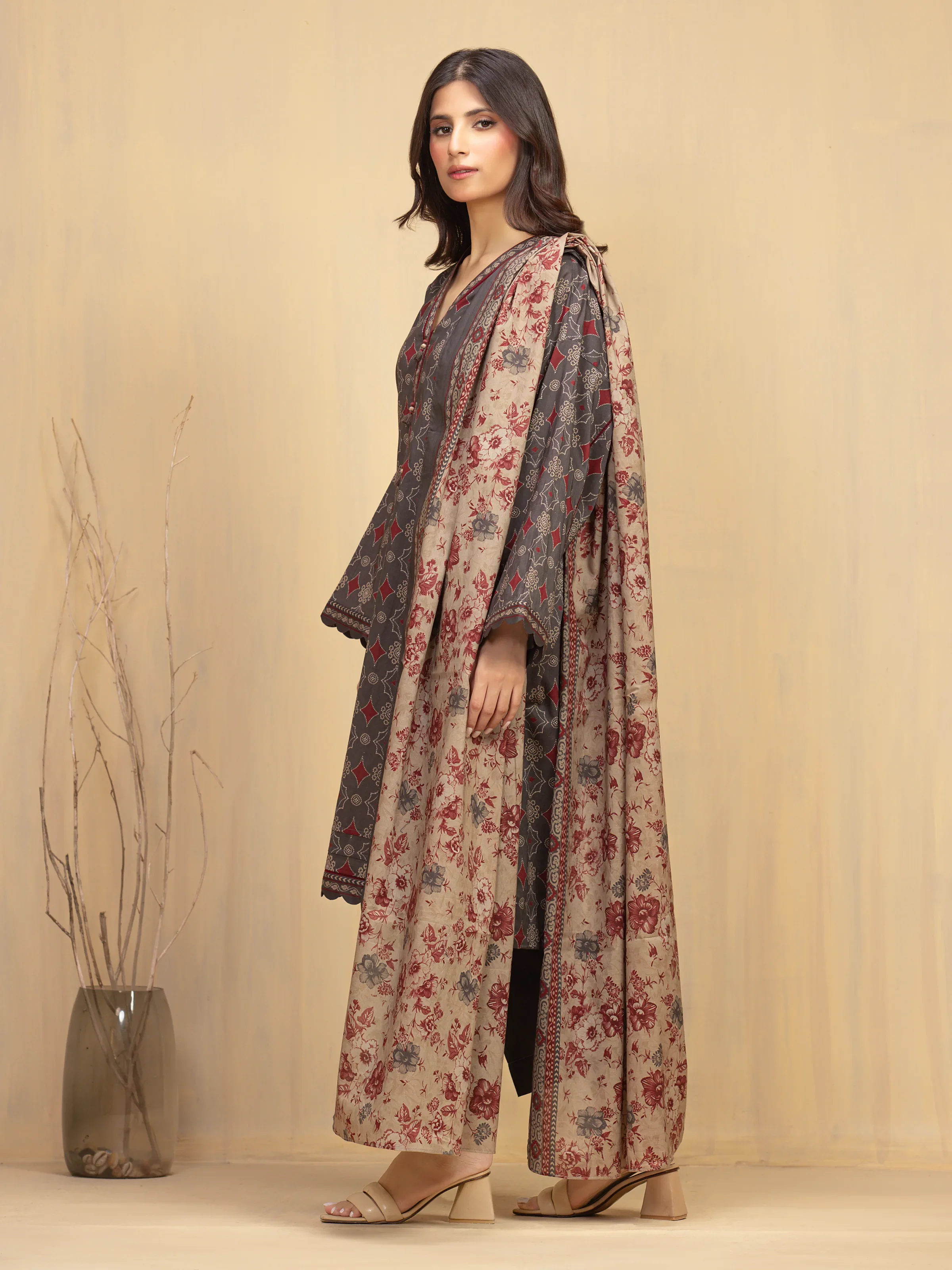 Unstitched Printed Khaddar Suit - EWU5A3-36000-3P - Image 5