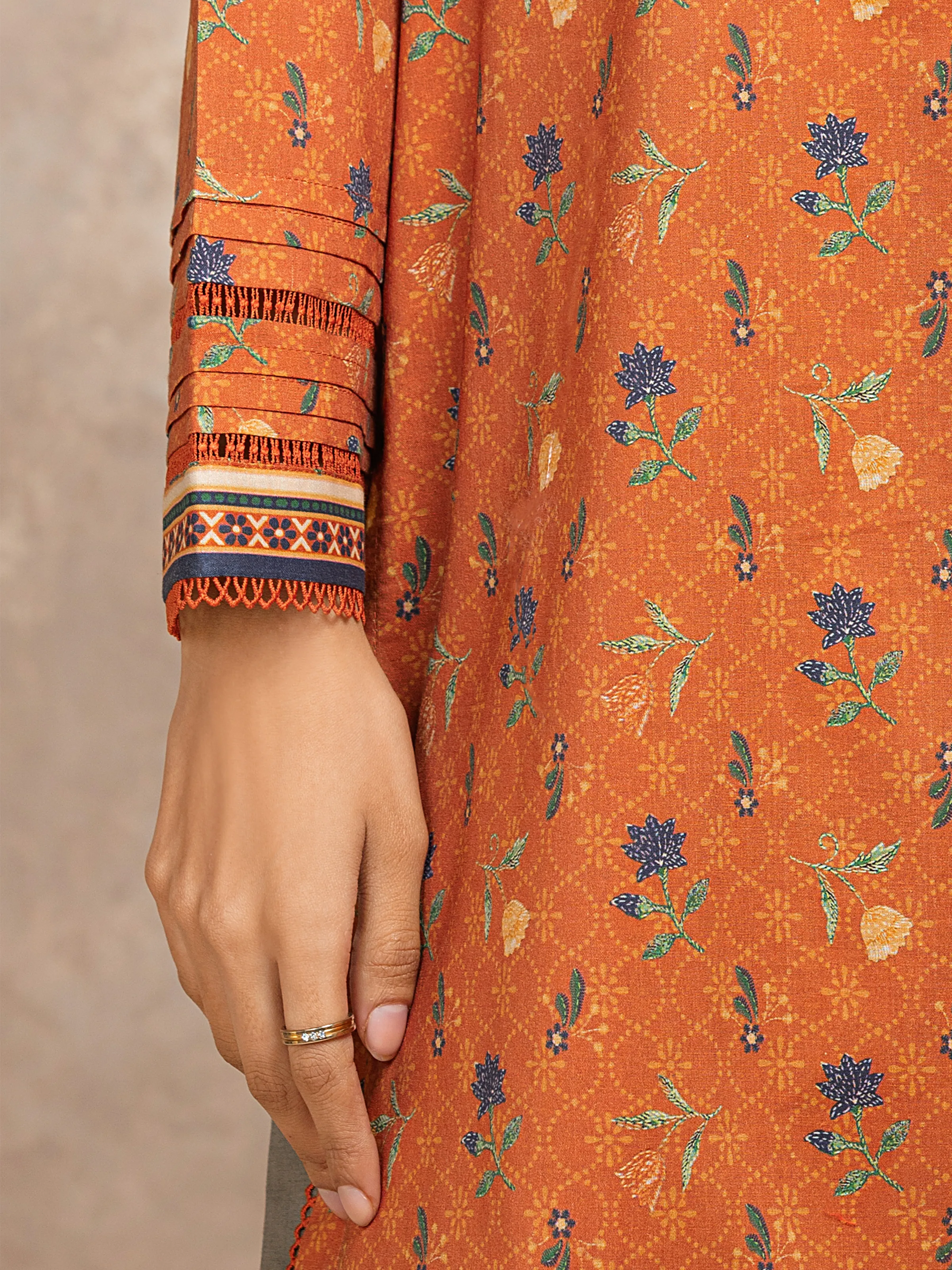 Unstitched Printed Khaddar Shirt Dupatta - EWU5M3-004SD - Image 4