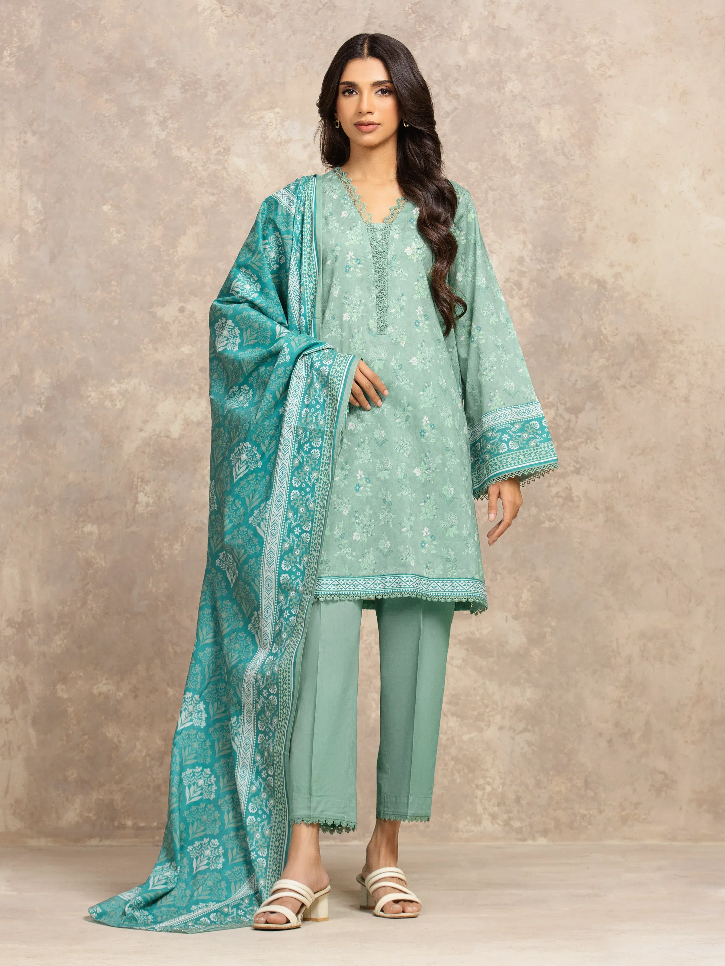 Unstitched Printed Lawn Suit - EWU6A1-36524-3P
