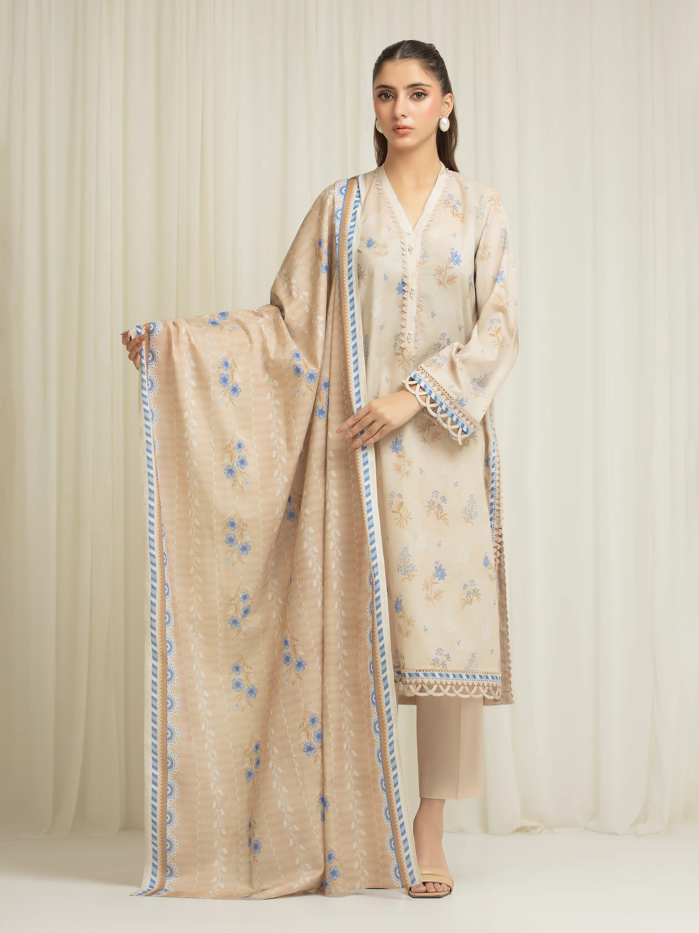 Unstitched Printed Lawn Suit - EWU6A1-36589-3P