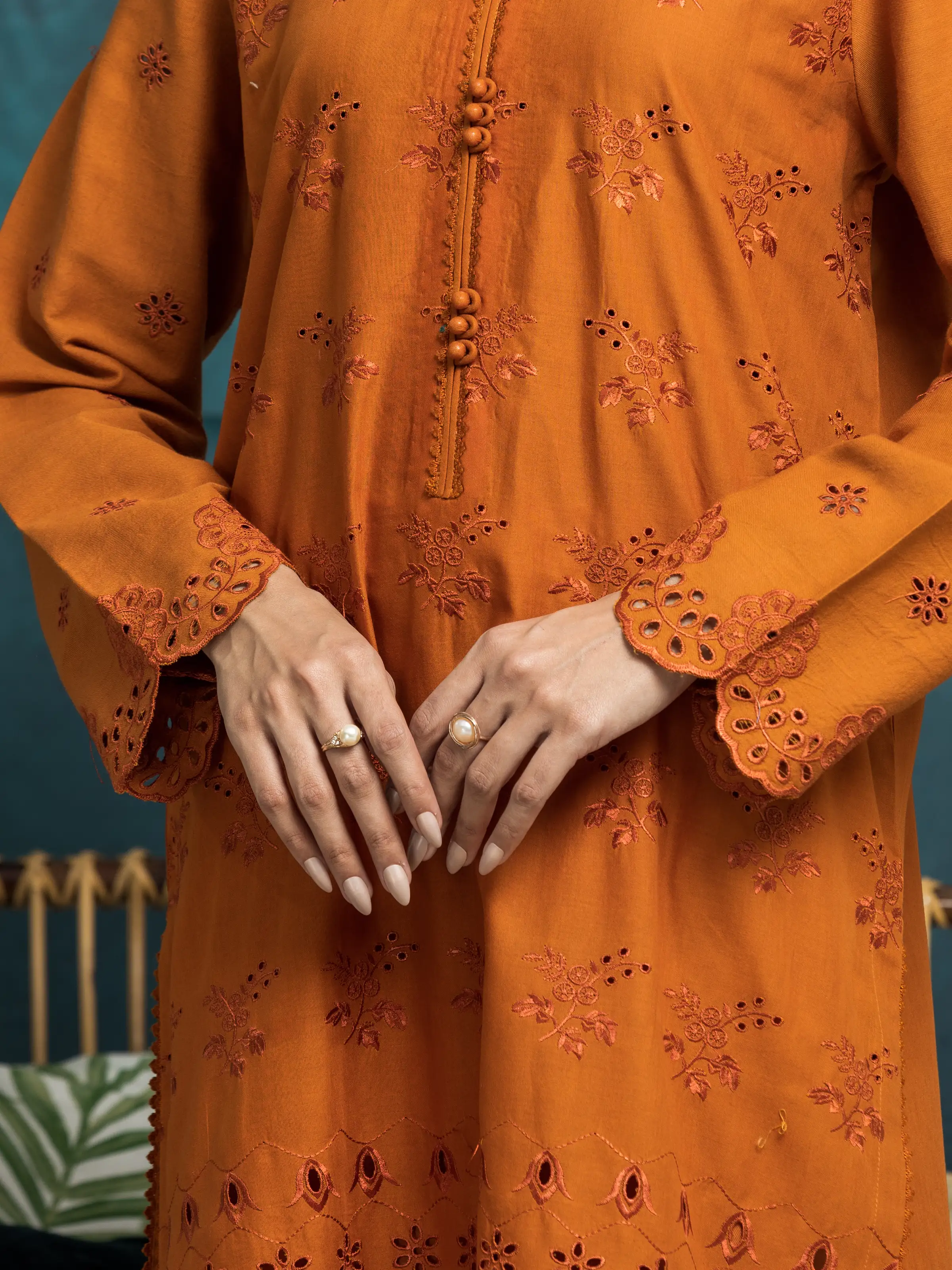 Unstitched Embroidered Cambric Suit - EWU5V2-31021-3P - Image 3