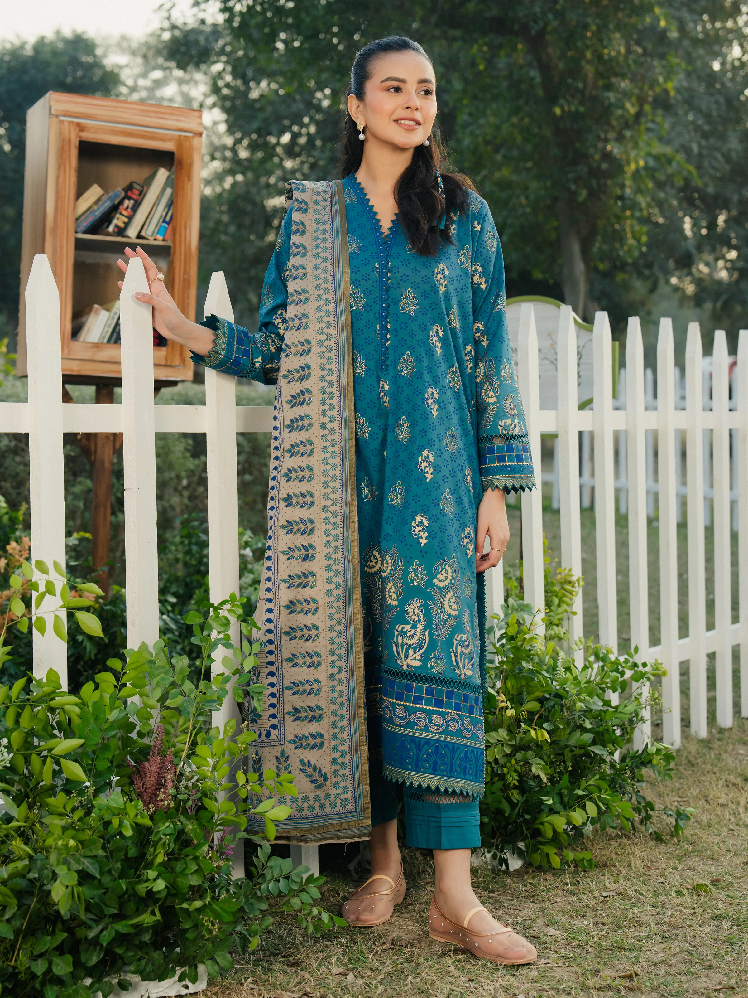 Unstitched Block Print Cambric Suit - EWU5M1-018-3P