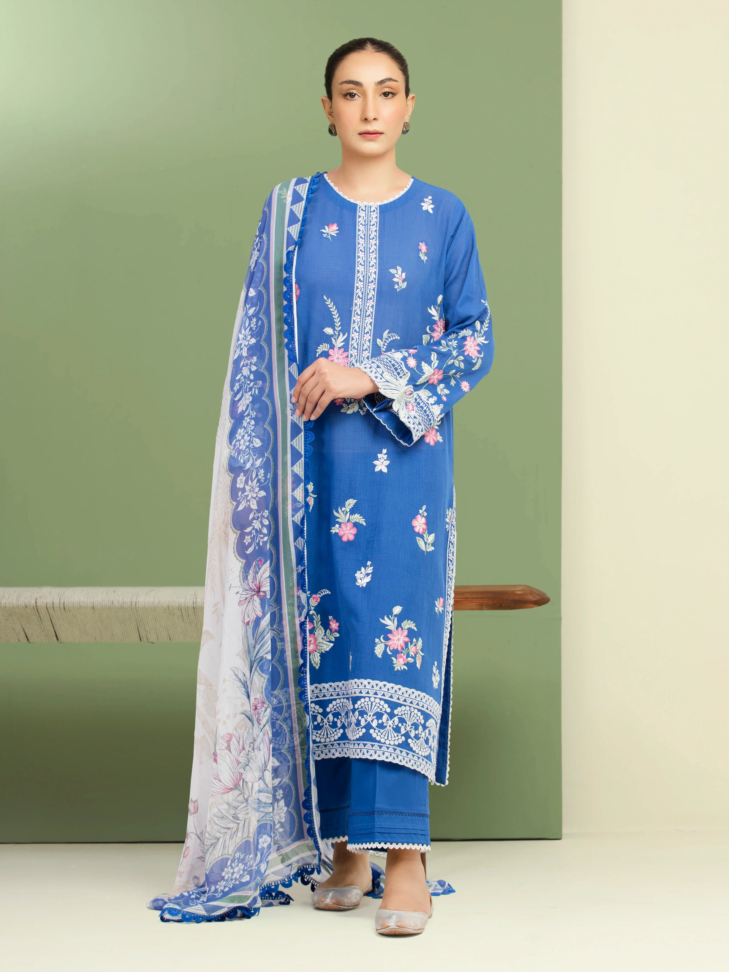 Unstitched Embroidered Lawn Suit - EWU5V1-31703-3P