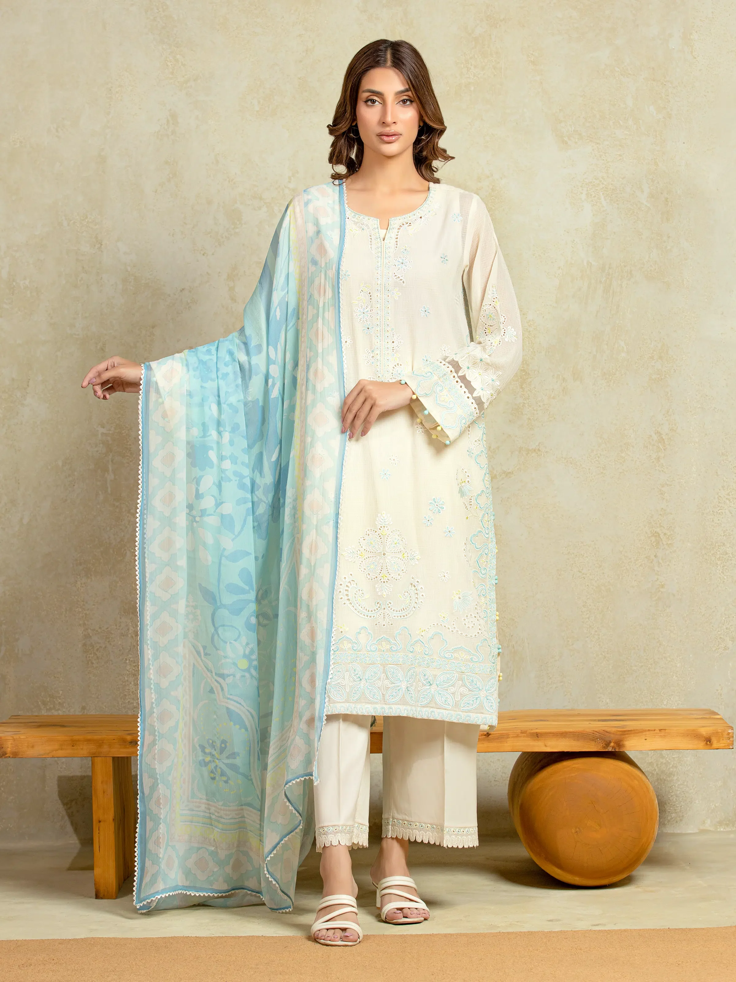 Unstitched Embroidered Lawn Suit - EWU5V1-31700-3P