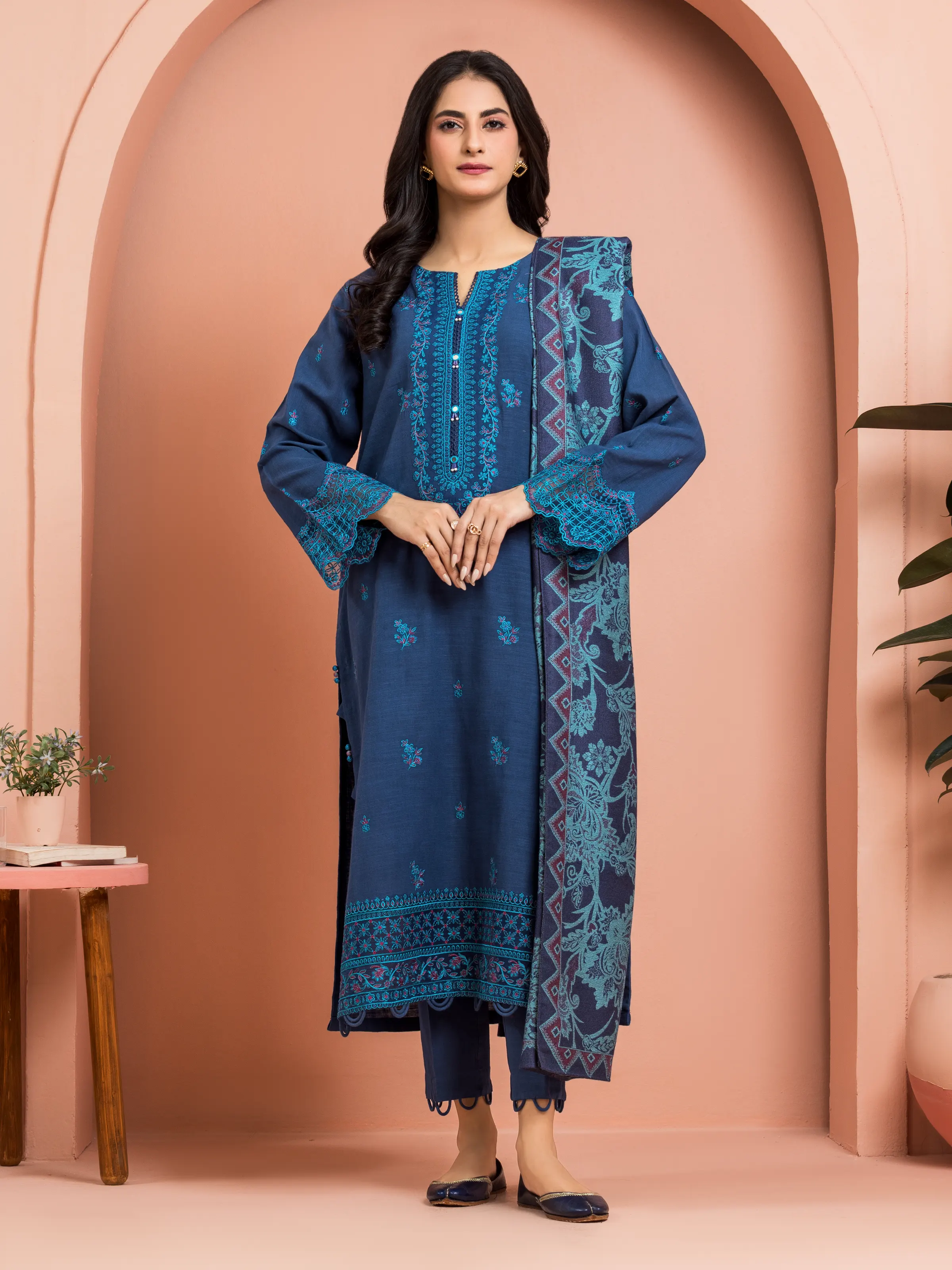 Unstitched Embroidered Marina Twill Suit - EWU24V14-30214-3P